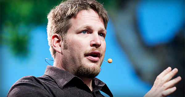 Chris Brogan says the Most Successful Small Businesses Do THIS
