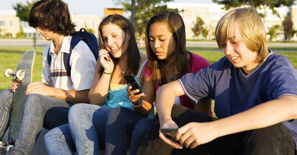 Teens Taught Me These 4 Critical Social Media Lessons